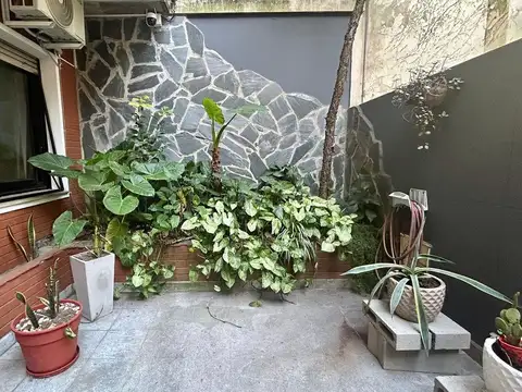 VTA DEPARTAMENTO 4 AMB + 2 PATIOS PARQUE PATRICIOS