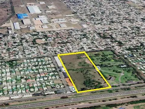 Terreno en Venta 90  mts Frente