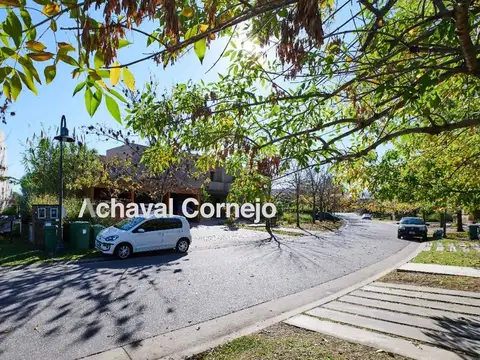 Barrio Tipas - Lote lindero