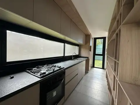 Casa en Venta en Arguello, USD 240.000