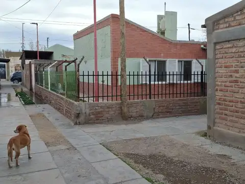 Venta casa 3 dorm. B° Fonavi - Senillosa