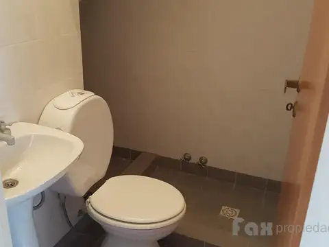 Depto Tipo Casa 4 ambientes con 1 baño