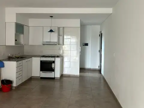 Moderno monoambiente con amenities - Excelente ubicación entre Bernal y Don Bosco