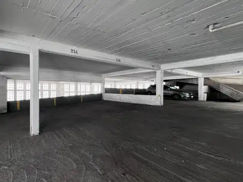 VENTA COCHERA OPORTUNIDAD CENTRO MAR DEL PLATA