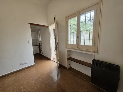 Depto Tipo Casa en Alquiler de 2 ambientes