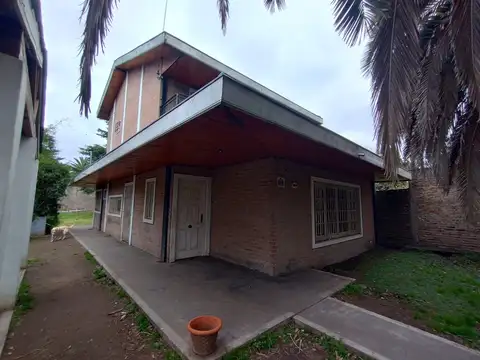 EXCELENTE CASA EN VENTA EN MARMOL