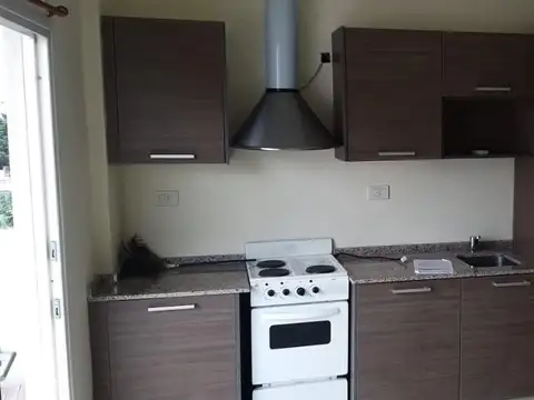 Departamento en Alquiler con 1 cochera