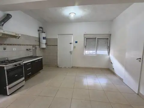 Depto Tipo Casa en Alquiler en Villa Saenz Peña, $ 520.000