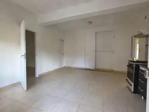 Depto Tipo Casa en Alquiler de 2 ambientes