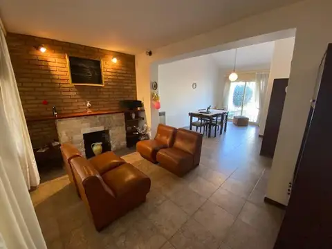 Casa en Venta en Jardin Espinosa, USD 140.000