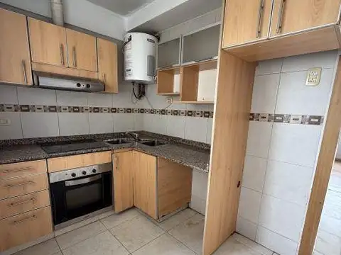Departamento en Alquiler en Morón Sur, $ 550.000