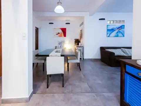 Depto Tipo Casa en Venta con 1 cocheras