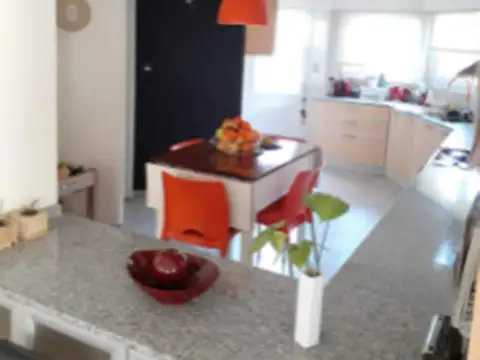 Casa en Alquiler Temporal de 4 dormitorios