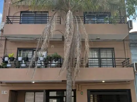 9 De Julio 900