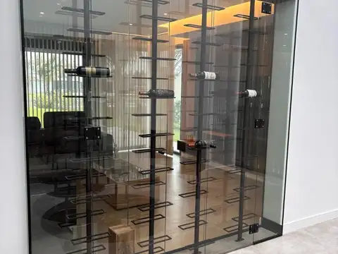 Casa en Venta con 6 cocheras