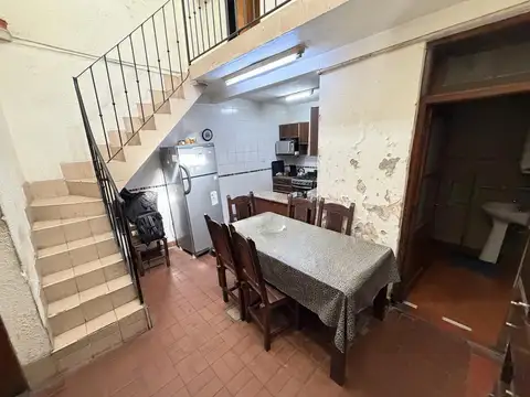 Casa 4 ambientes con 1 baño