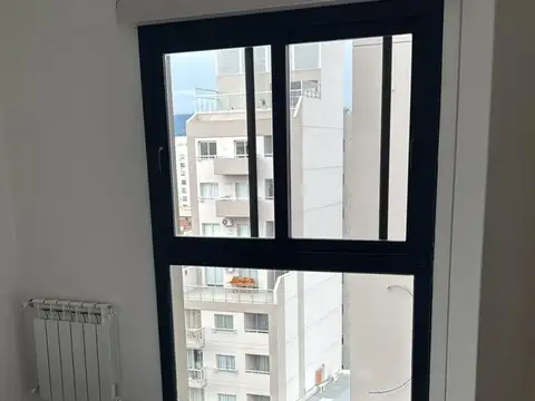 Departamento en Alquiler en Zona Centro, USD 900