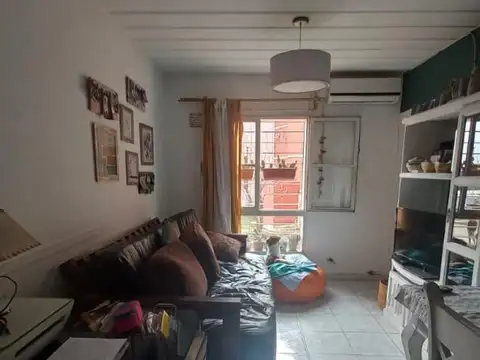 Miguel De Mojica 1300, Piso 1°