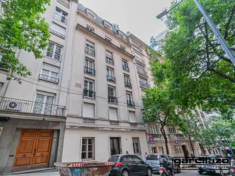 PISO FRANCES EN ESTADO ORIGINAL TOTAL LUMINOSIDAD