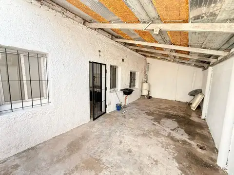 Depto Tipo Casa 2 ambientes con 1 baño