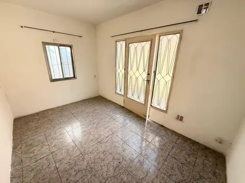 Depto Tipo Casa en Alquiler de 1 dormitorio