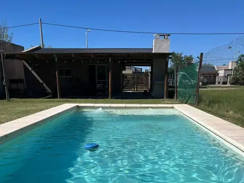 Casa 1 dorm con pileta