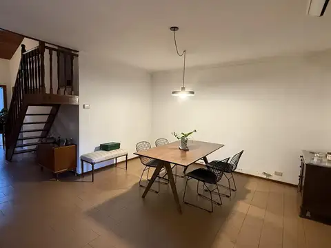 Casa 3 ambientes con 2 baños