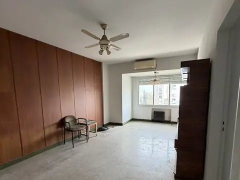 Avenida Rivadavia 100, Piso 4