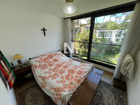 Apartamento en venta 2 dormitorios en Playa Mansa, Punta del Este.