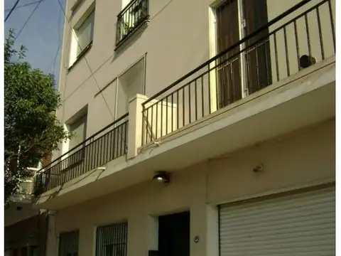 Departamento Planta Baja 3 Ambientes con Patio