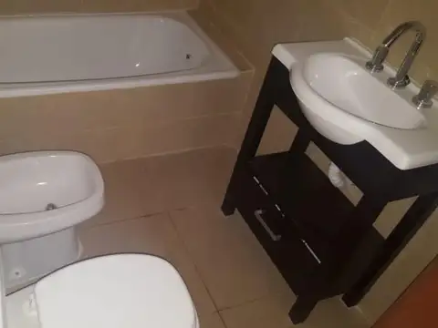 Departamento en Alquiler en Bella Vista, $ 630.000