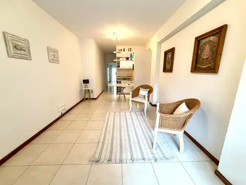 Depto Tipo Casa en Venta con 1 cocheras