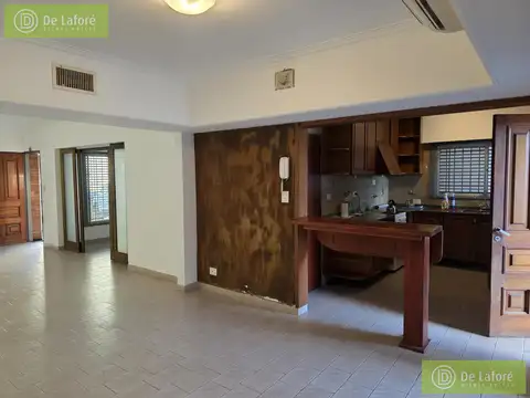 Casa en Alquiler en Victoria Barrio Centro, USD 3.000