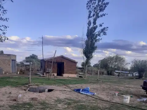 VENTA FINCA CON PISCINA LA DORMIDA STA. ROSA MZA