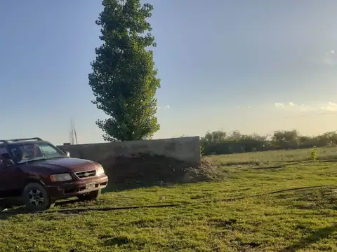 VENTA FINCA CON PISCINA LA DORMIDA STA. ROSA MZA