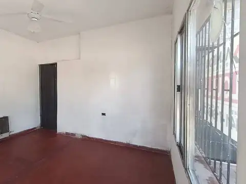Alquiler | Local | Sobre importante rotonda | Capitán Bermúdez | Bo. Villa Cassini