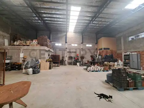 Galpon en Venta 20  mts Frente