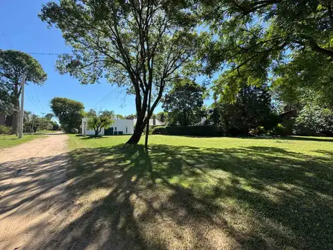 SE VENDE HERMOSO LOTE EN COUNTRY UBAJAY