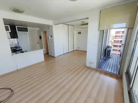 Alquiler Tradicional, Depto de 33 m² en Torre de Categoría