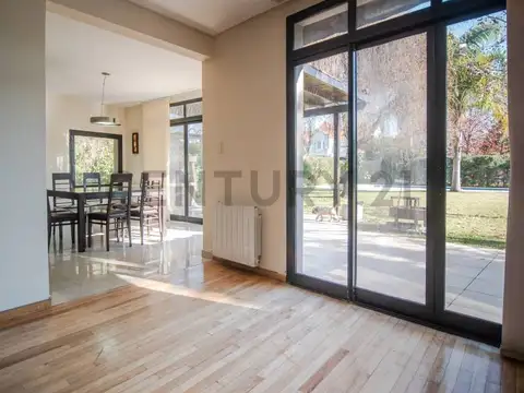 Country Fincas Iraola I , Piso 0