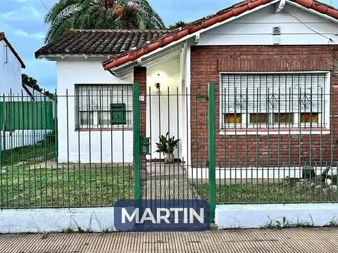 Casa en venta c/ cochera en Los Polvorines