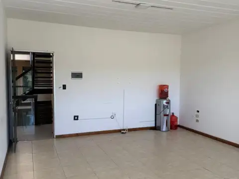 Oficina en Alquiler al Sureste
