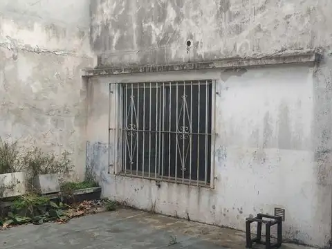 Local en Venta en Valentin Alsina, USD 100.000