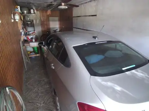 Casa en Venta en Barrio Parque Field, USD 90.000