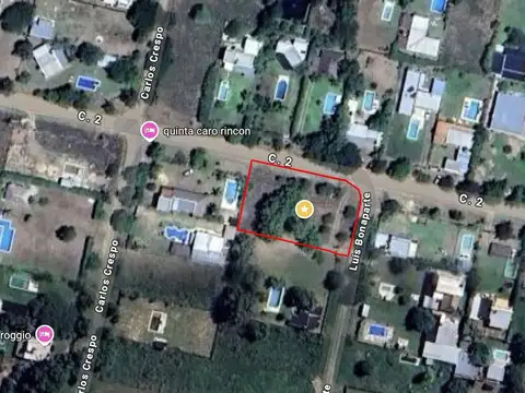 Gran terreno en Calle 2 esquina Luis Bonaparte (Ruta 1)