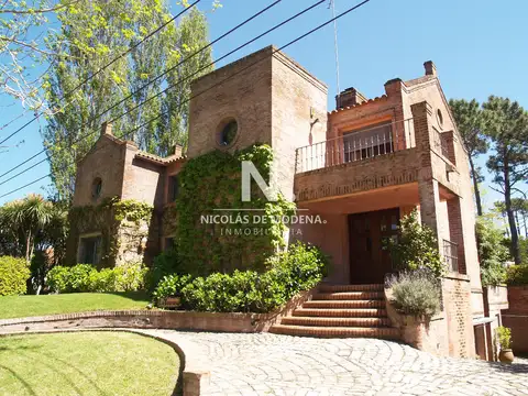 Alquiler temporario de Casa 4 DORMITORIOS en GOLF, PUNTA DEL ESTE