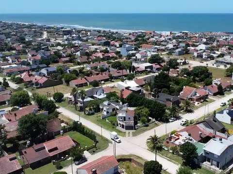 Venta Casa 3 ambientes y ph 2 amb. en block