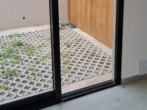 Suipacha 600