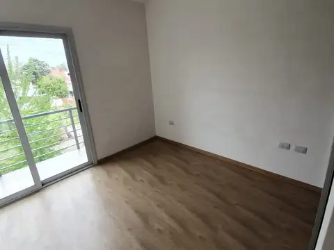 Avenida Argentina 900