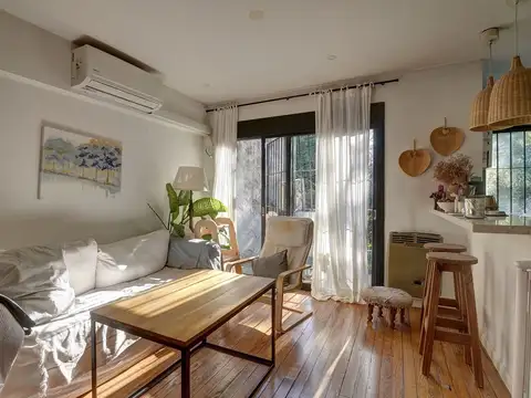 Depto Tipo Casa en Venta de 3 ambientes